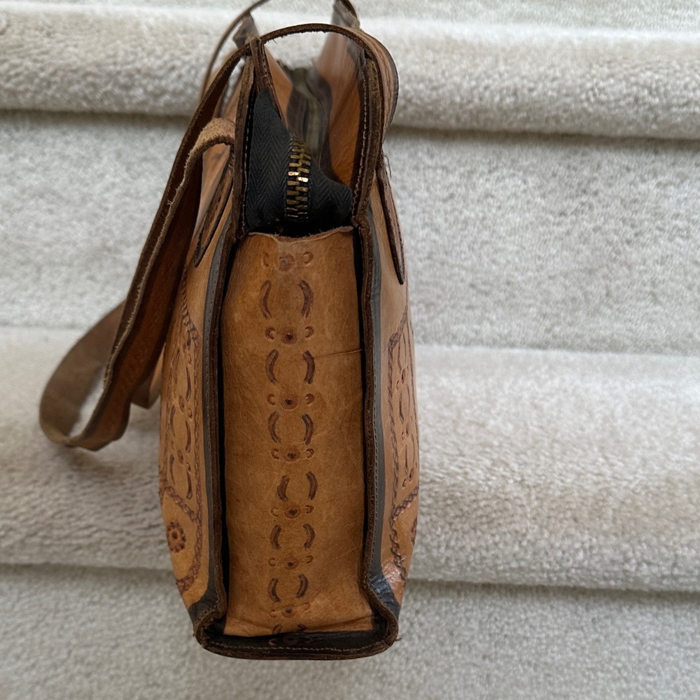 Astro Vintage Leather Shoulder / Hand Bag - Picture 13 of 17